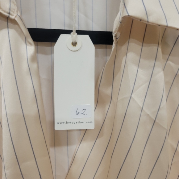 BY TOGETHER Blouse - Picture 4 of 9